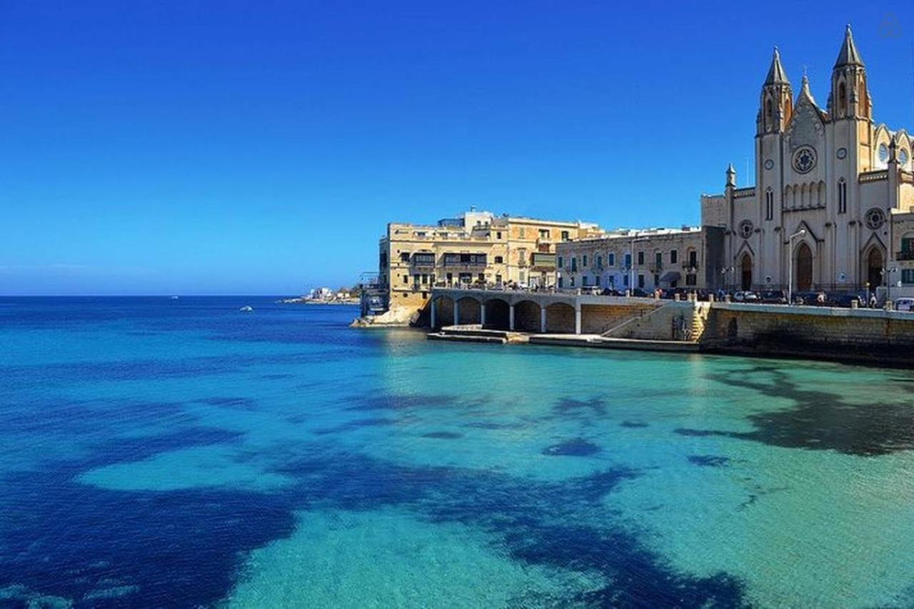 Superlative Apartment With Valletta And Harbour Views Sliema Extérieur photo